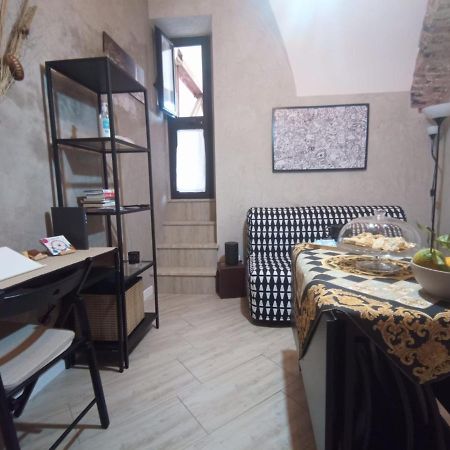 Cortile Pantaleone Holiday Home Catánia Buitenkant foto