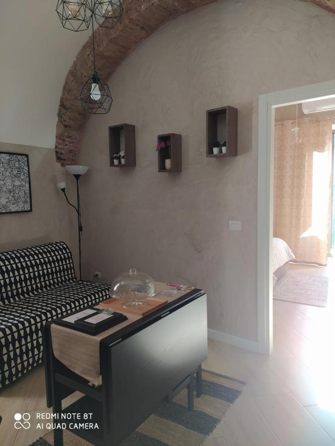 Cortile Pantaleone Holiday Home Catánia Buitenkant foto